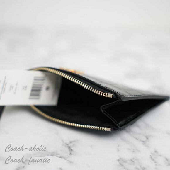 NWT Tory Burch Britten Embossed Leather Zip Card Case Wallet in Black/Gold - Picture 8 of 8